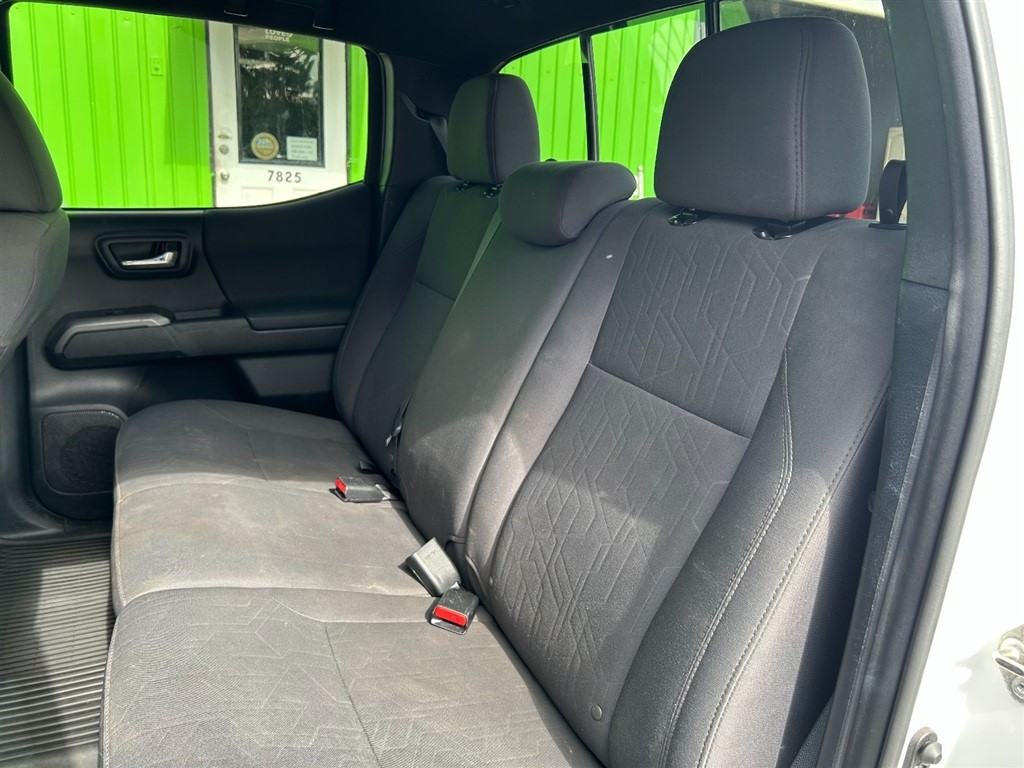 2019 Toyota Tacoma SR5 Double Cab Long Bed V6 4x4 photo 16