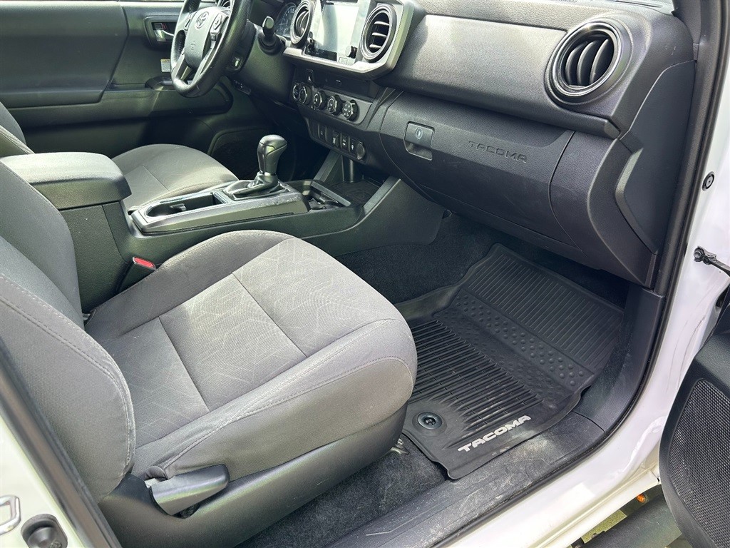 2019 Toyota Tacoma SR5 Double Cab Long Bed V6 4x4 photo 22