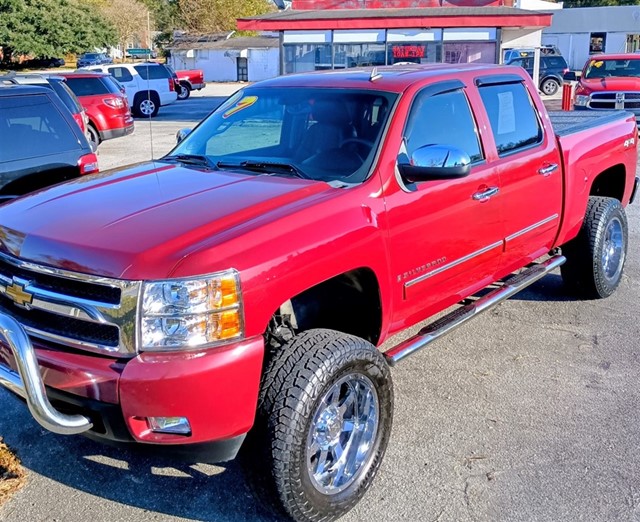 2007 Chevrolet Silverado 1500 LTZ Crew Cab 4WD for sale by dealer