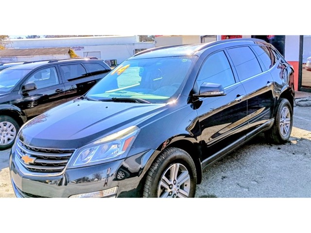 2017 Chevrolet Traverse 2LT FWD for sale by dealer