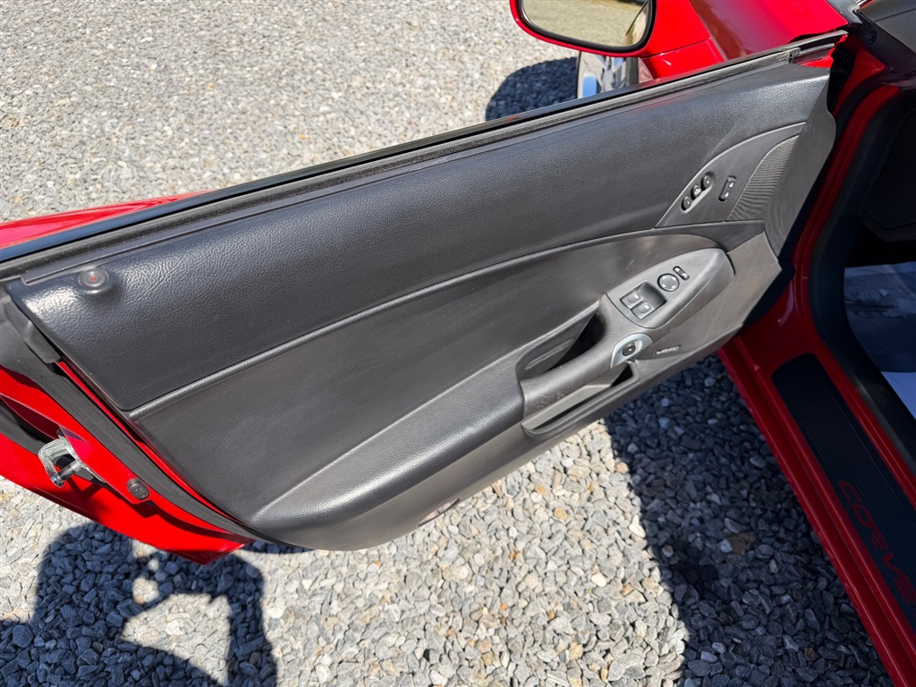 2006 Chevrolet Corvette Base - Photo 10