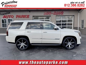Picture of a 2015 CADILLAC ESCALADE LUXURY