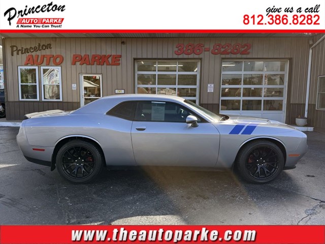 DODGE CHALLENGER SXT in Princeton