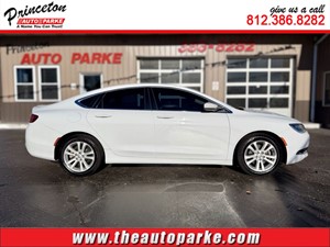 Picture of a 2015 CHRYSLER 200 LIMITED