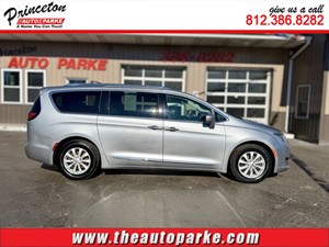 2019 CHRYSLER PACIFICA TOURING L for sale by dealer