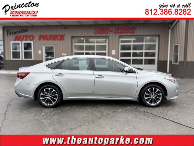 TOYOTA AVALON XLE in Princeton