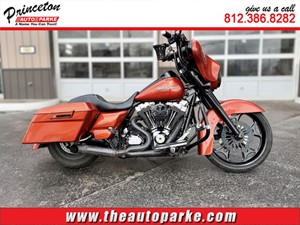 Picture of a 2011 HARLEY DAVIDSON STREET GLIDE