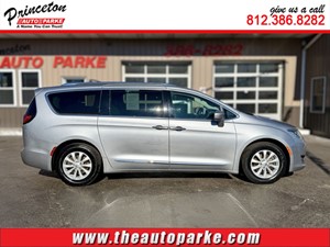 2019 CHRYSLER PACIFICA TOURING L for sale by dealer