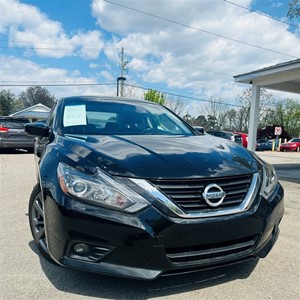 Picture of a 2018 Nissan Altima 2.5 SR