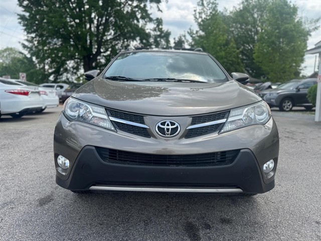 Toyota RAV4 XLE AWD in Raleigh