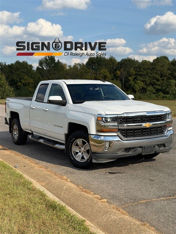 Chevrolet Silverado 1500 LT Double Cab 4WD in Raleigh