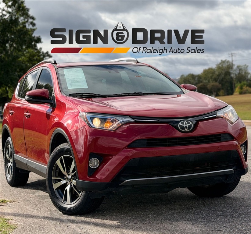 2017 Toyota RAV4 XLE