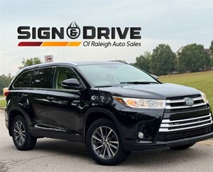 Picture of a 2019 Toyota Highlander Hybrid XLE AWD