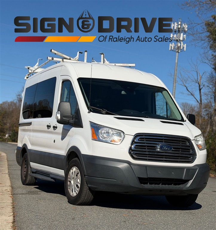 2017 Ford Transit Wagon XLT