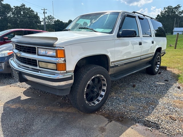 Chevrolet Suburban K1500 4WD in Statesville