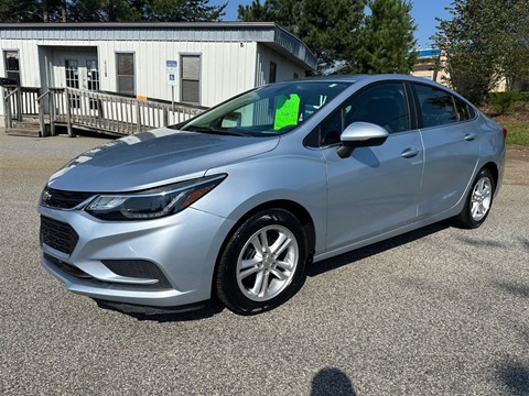 2017 Chevrolet Cruze LT Auto