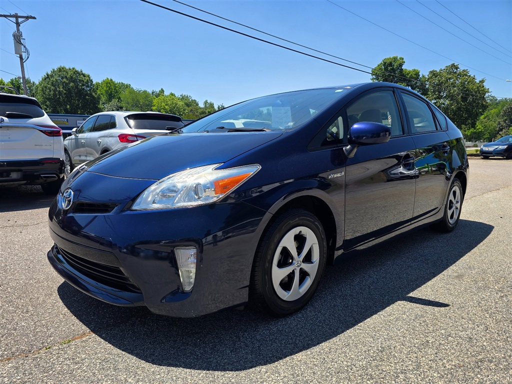 2015 Toyota Prius Four's photo