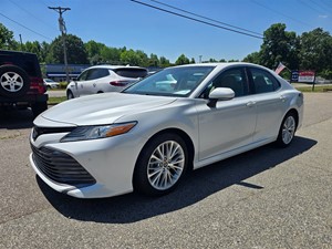 2018 Toyota Camry XLE for sale by dealer