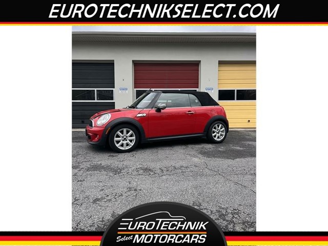 Mini Cooper S Convertible in Hendersonville