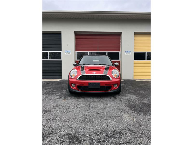 2013 MINI Cooper S's photo