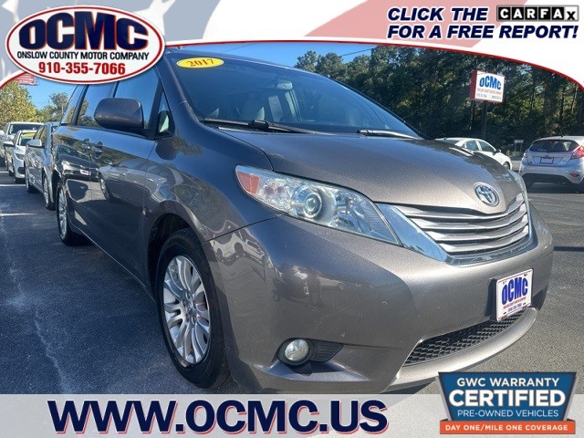 Toyota Sienna Limited Premium 7-Passenger in Jacksonville