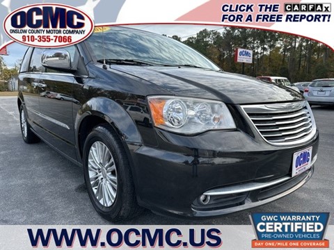 2015 Chrysler Town & Country Touring-L