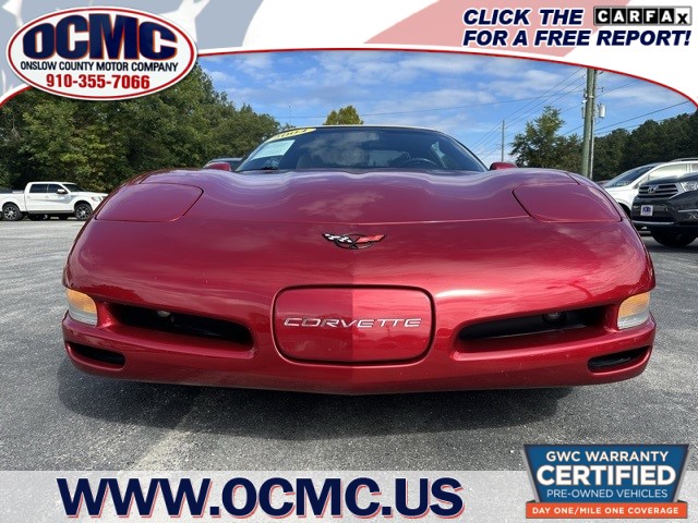 2004 Chevrolet Corvette Convertible photo 2