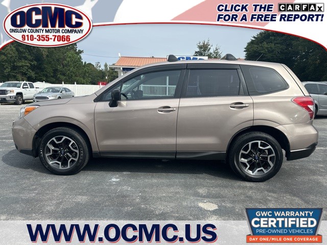 2015 Subaru Forester 2.5i Premium photo 2