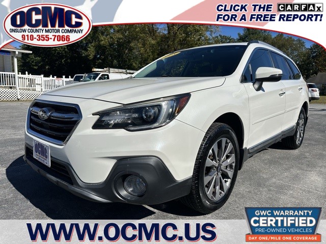2018 Subaru Outback 3.6R Touring photo 3