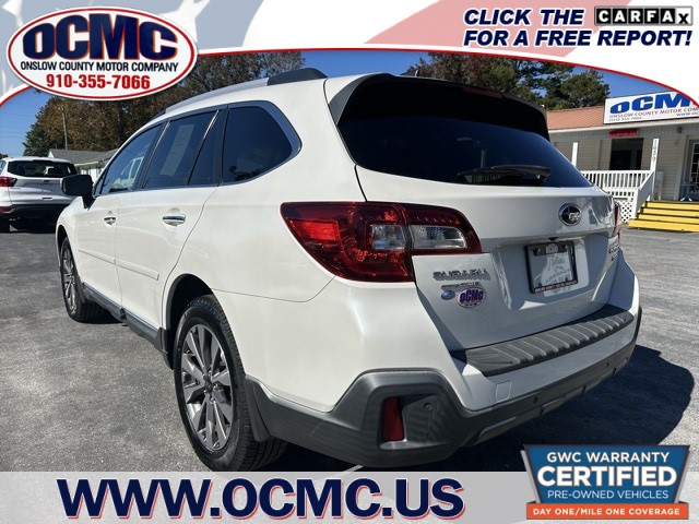 2018 Subaru Outback 3.6R Touring photo 4