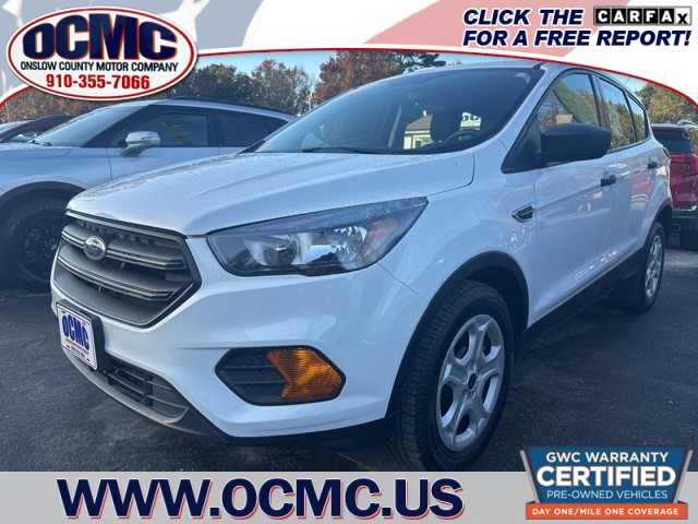 2019 Ford Escape S photo 2