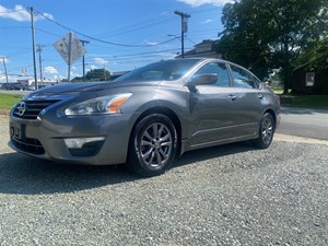 Picture of a 2015 Nissan Altima 2.5 S