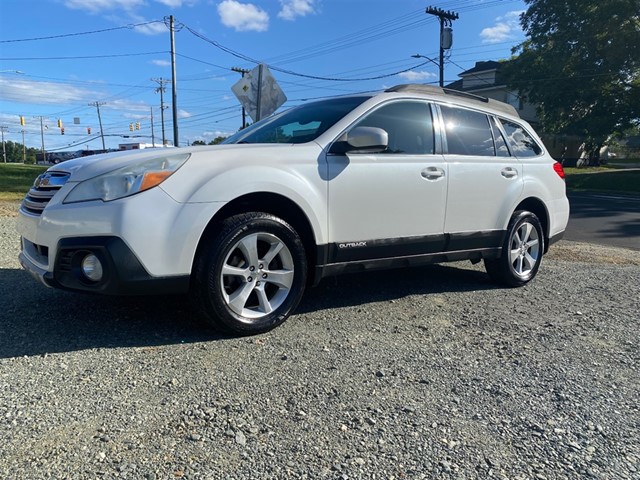 Subaru Outback 2.5i Limited in Burlington