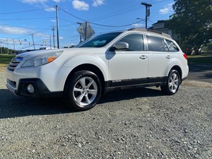 Picture of a 2013 Subaru Outback 2.5i Limited