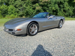 2002 Chevrolet Corvette Convertible for sale by dealer