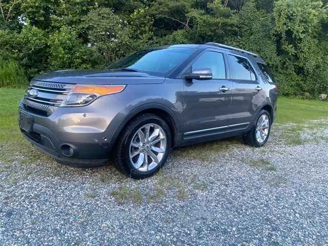 Ford Explorer Limited FWD in Burlington