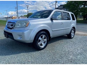 2011 Honda Pilot Touring 4WD 5-Spd AT with DVD for sale by dealer