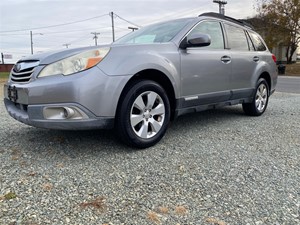 Picture of a 2011 Subaru Outback 2.5i Premium