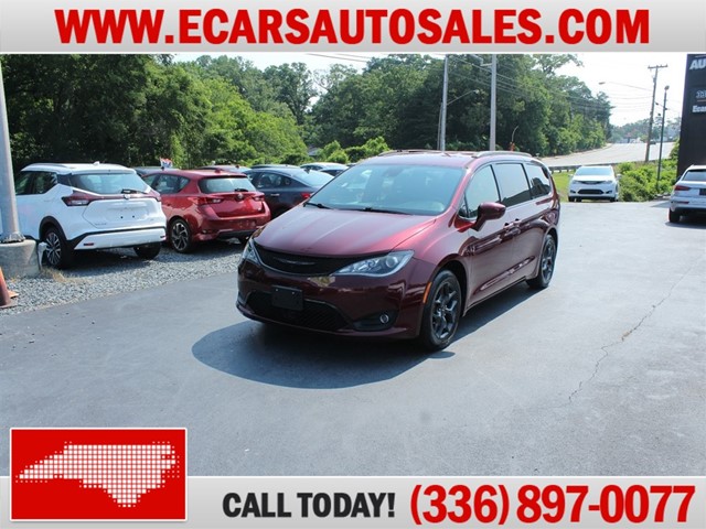 Chrysler Pacifica Touring-L Plus in Greensboro