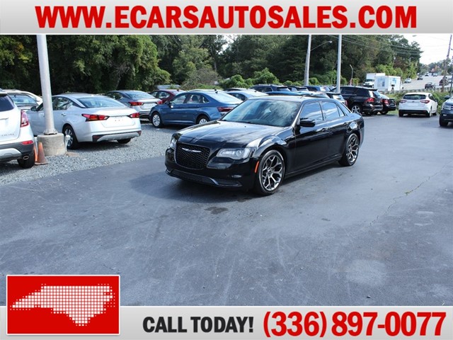Chrysler 300 Limited RWD in Greensboro