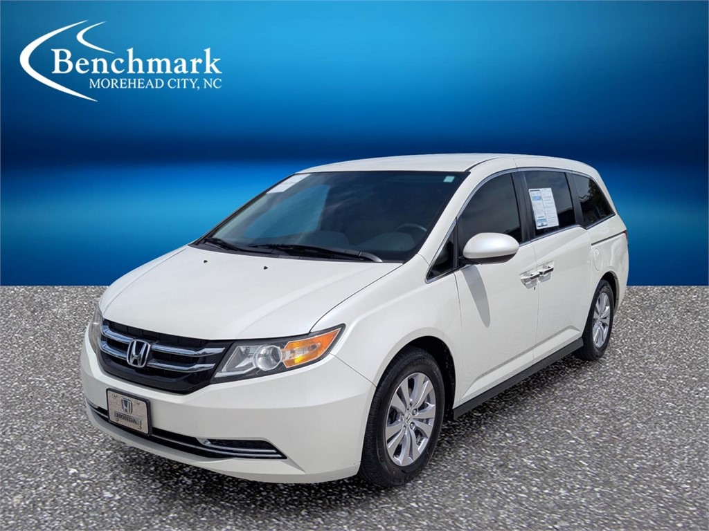 2016 Honda Odyssey SE's photo
