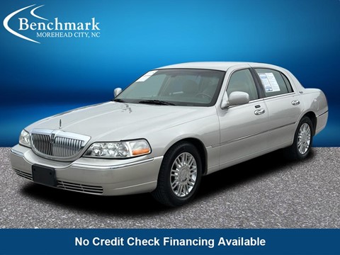 2008 Lincoln Town Car Signature Limited