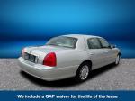 2008 Lincoln Town Car Pic 2135_V2025081900300300005