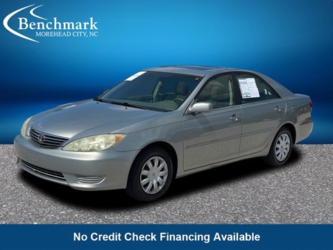 2005 Toyota Camry LE