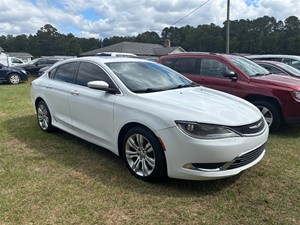 Picture of a 2015 Chrysler 200 Limited