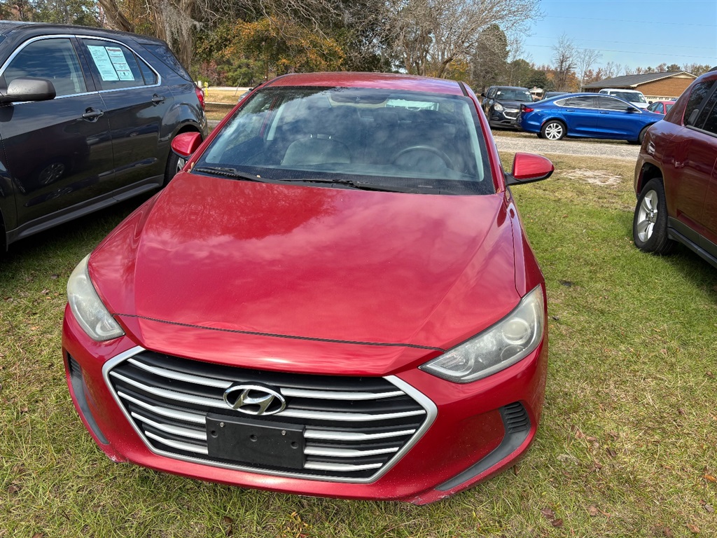 2017 Hyundai Elantra SE's photo