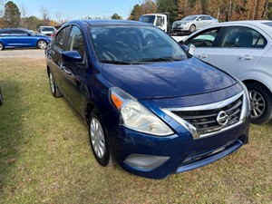 Picture of a 2019 Nissan Versa 1.6 SV Sedan