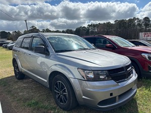 Picture of a 2018 Dodge Journey SE