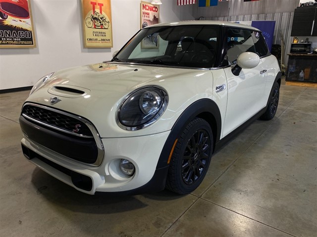 2019 MINI Hardtop 2 Door S's photo
