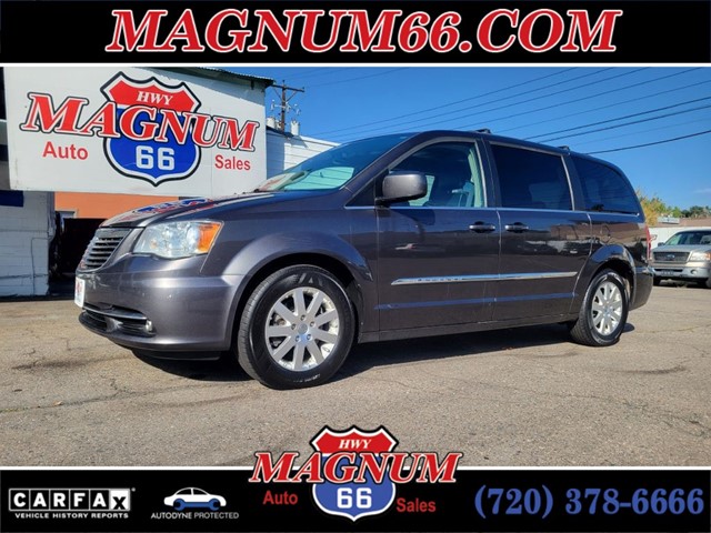 CHRYSLER TOWN & COUNTRY TOURING in Longmont